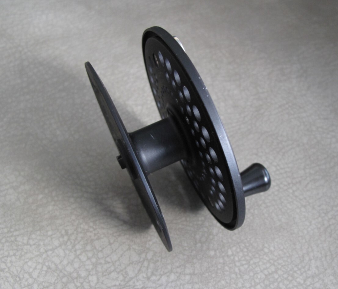 Orvis Fly Reel 3 1/8″ Spool w/Case.
