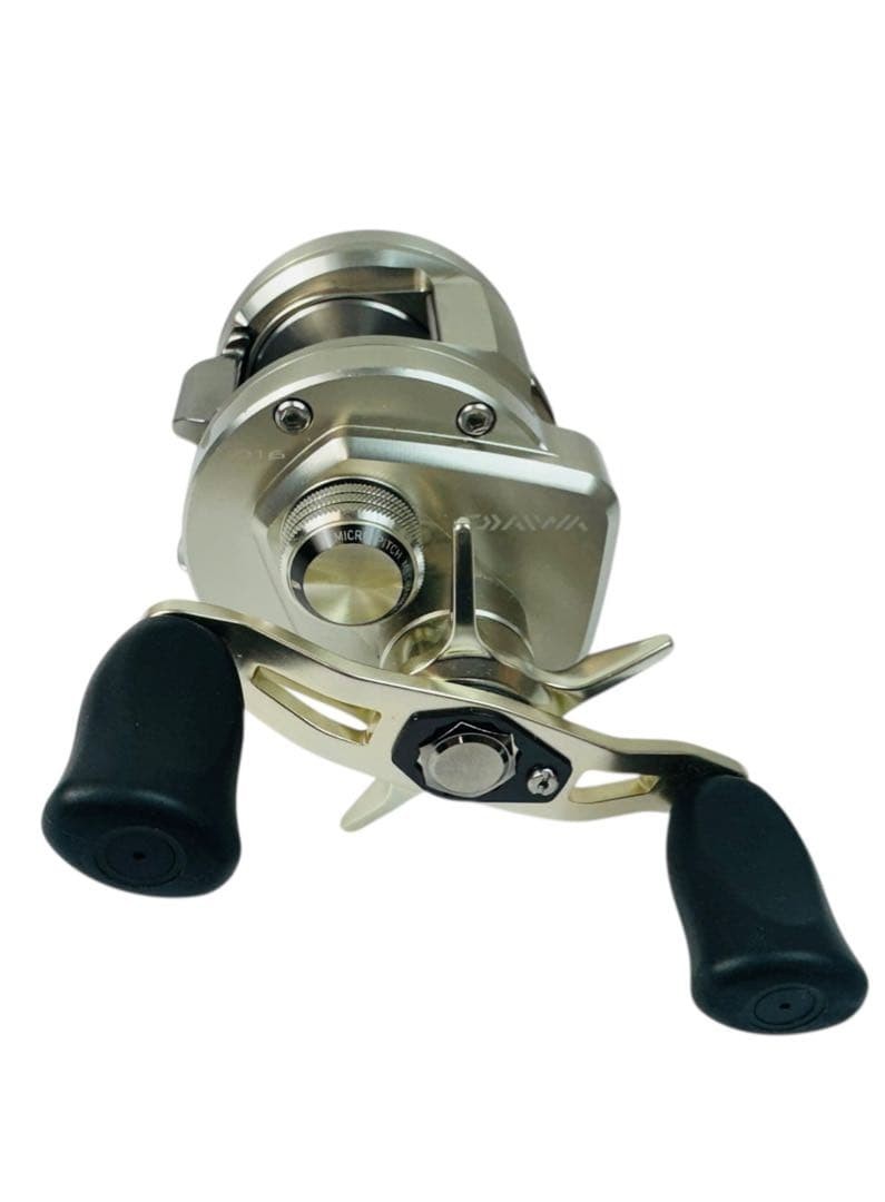 DAIWA Ryoga 1016 Bait Reel Fishing Gear Slightly Used Great Condition