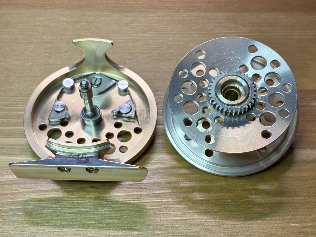 Marado EVOLUTION F145 Fly Fishing Reel Champagne Gold Wood Handle 2/3WT F/S