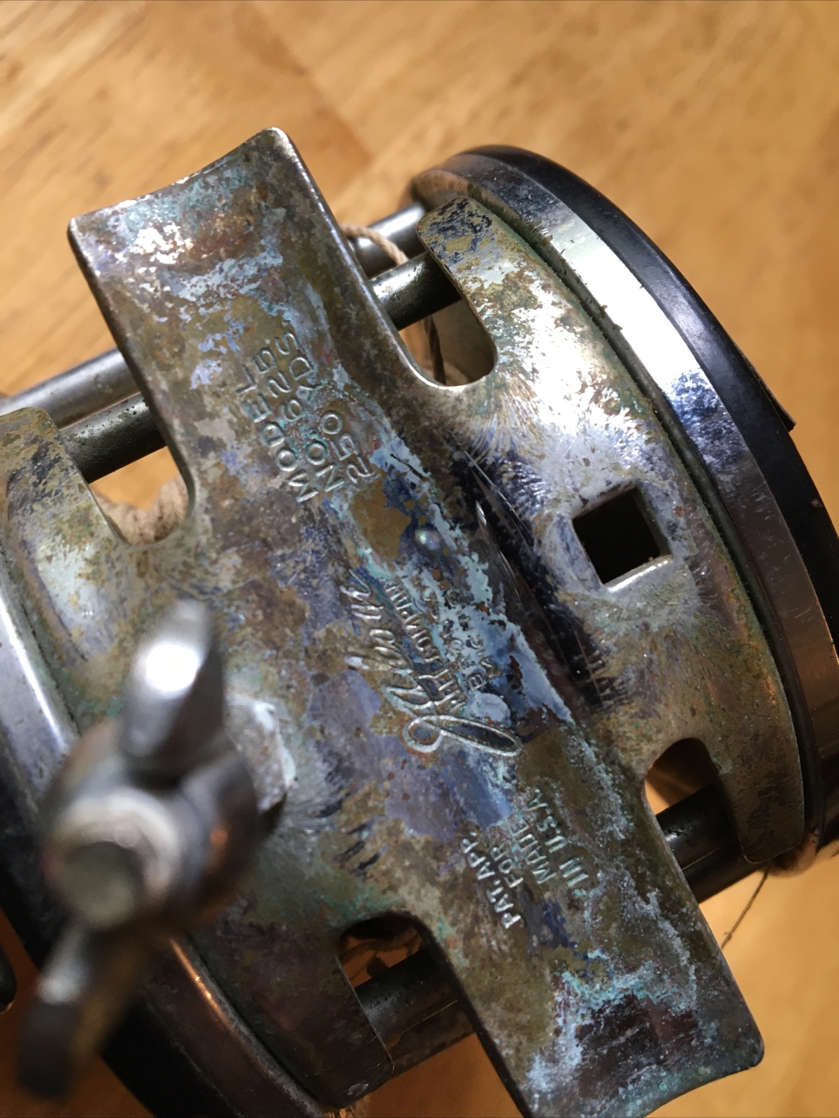 JALEOXE Vintage Fishing Reel Model 625 Bait casting Bronson Michigan USA Parts