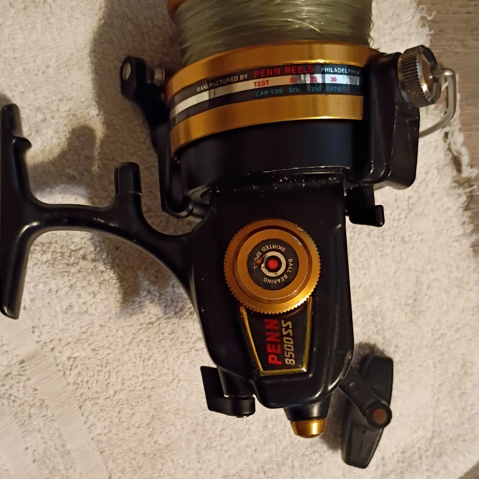 Penn 8500SS Spinning Reel Skirted Spool Black Gold