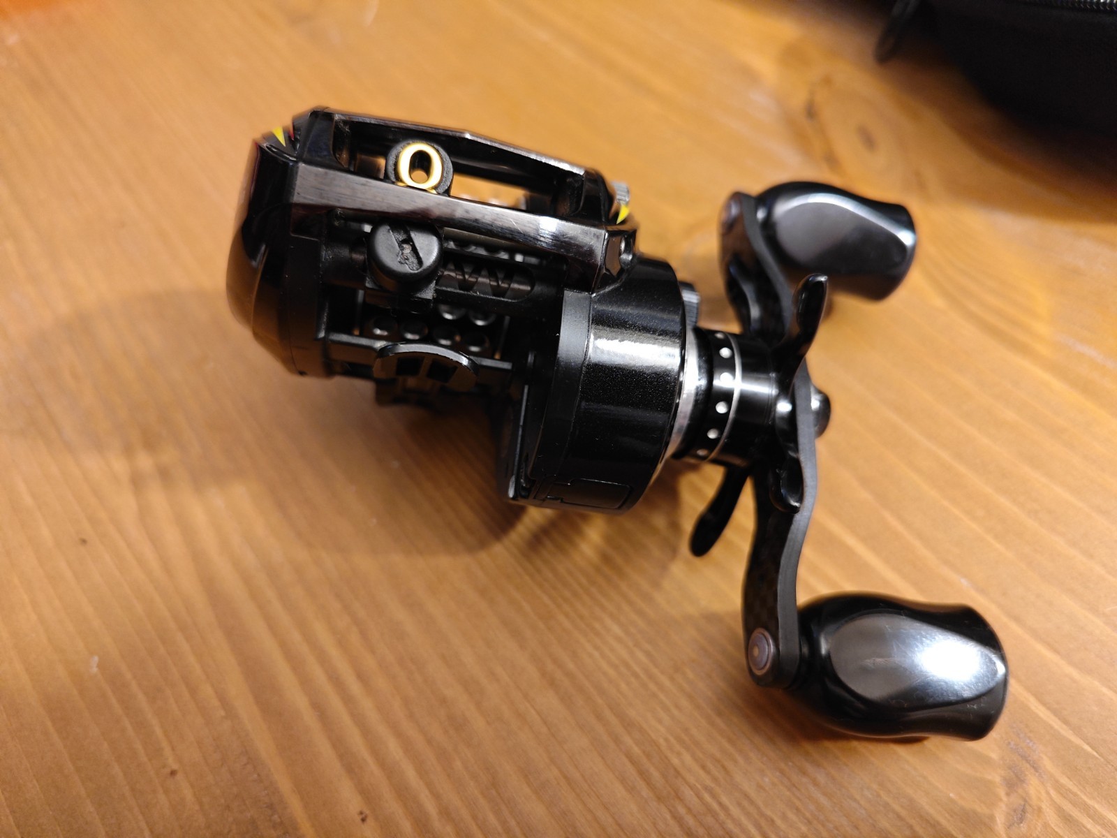 Abu Garcia Revo LTZ AE 74 Raicing