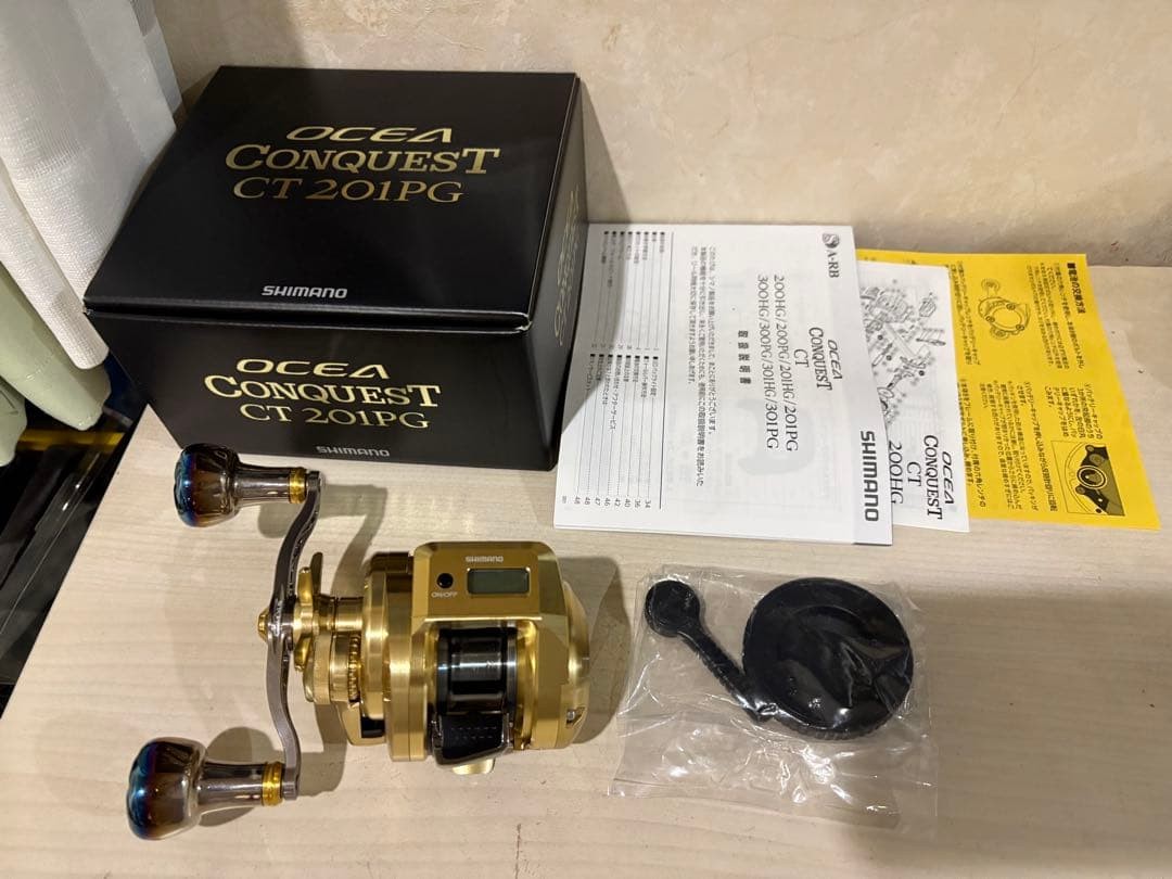 Shimano 18 Ocea Conquest CT 201PG Fishing Reel Megatech Livre EF30 Handle