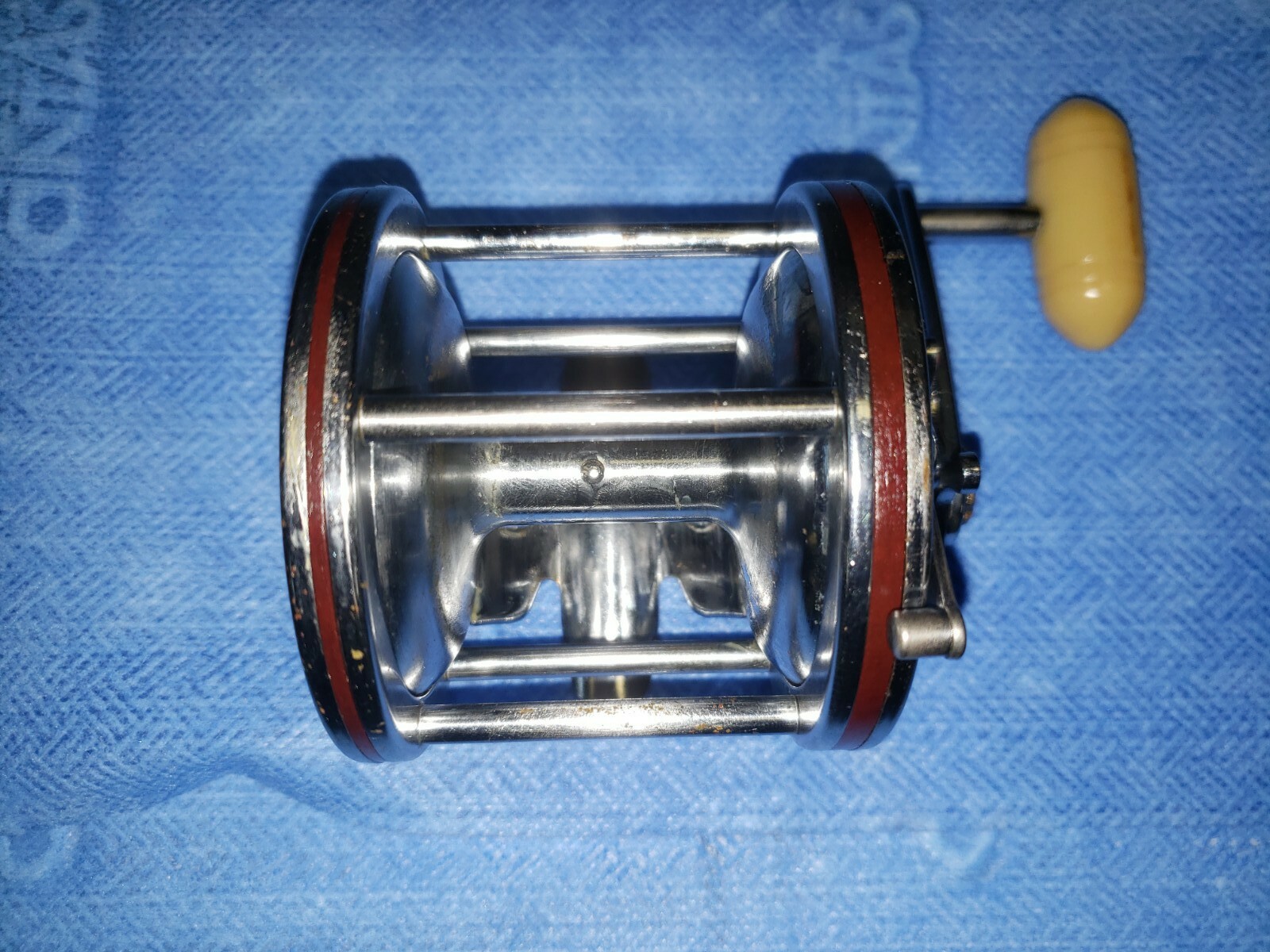 VINTAGE PENN SENATOR (112H) – Very good condition. (#B)