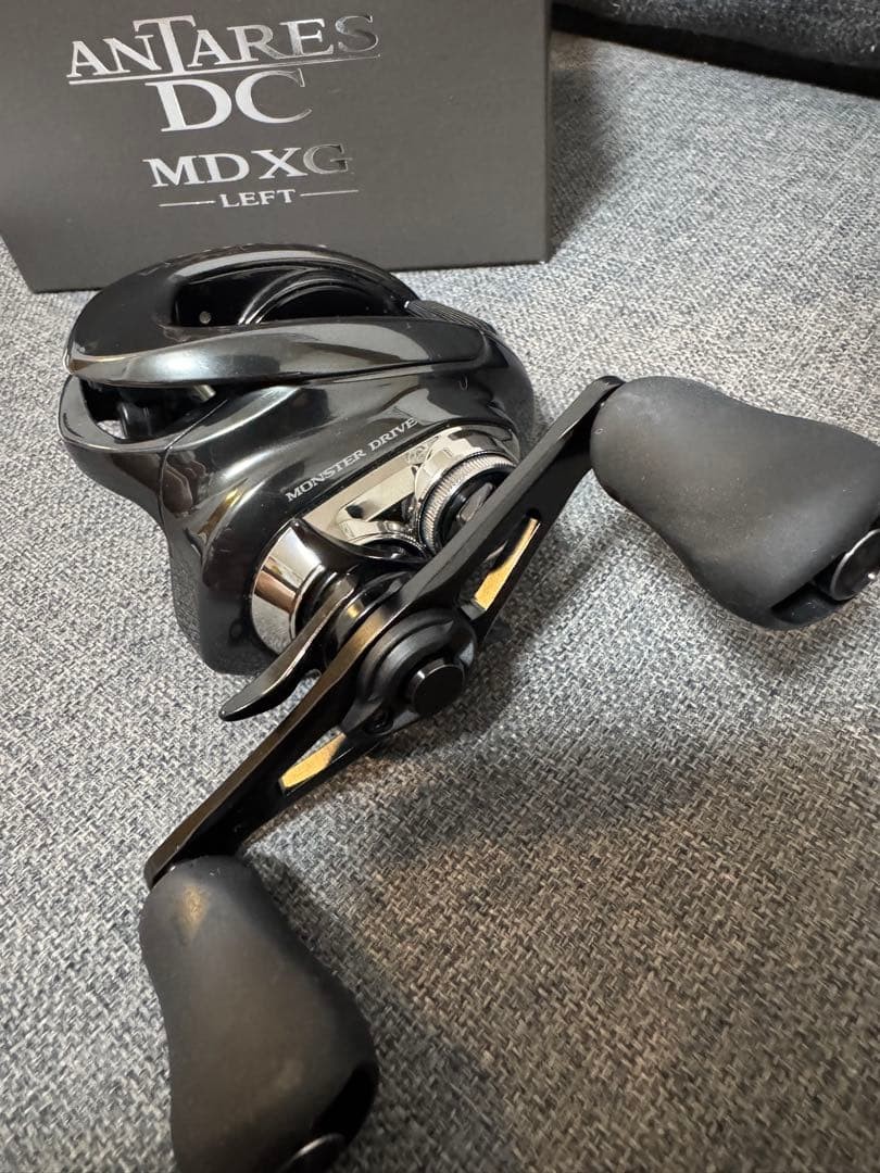 Shimano Antares DC MD XG Left Hand Fishing Reel 7.8 Gear Ratio Used Condition