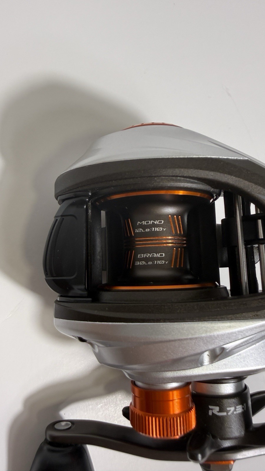 Abu Garcia Revo 5X Low Profile Baitcasting Reel – Right Hand Retrieve