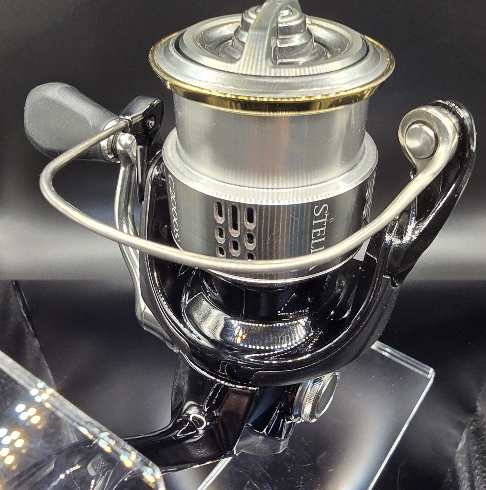Shimano 18 Stella C2000S Spinning Reel Custom Piano Black JDM SG-035 Read Desc
