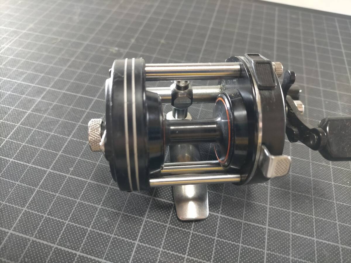 DAIWA Millionaire GS-2000C Bait Reel Box Instruction Manual Included