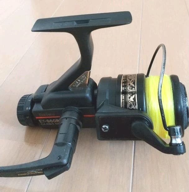 Daiwa Carbo Spin EX900RD Light Rear Drag Reel Used