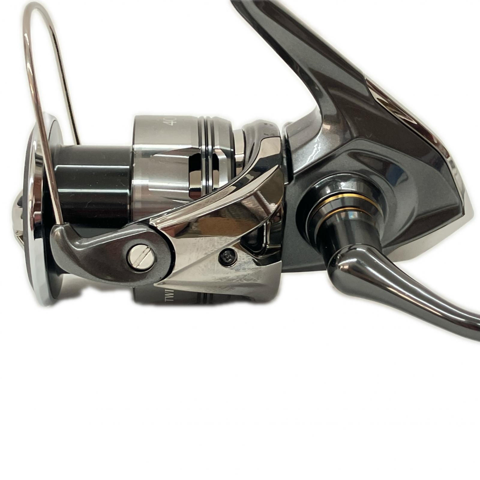 Shimano 24 Twin Power 4000XG Spinning Reel w/ Box Scratches Japan
