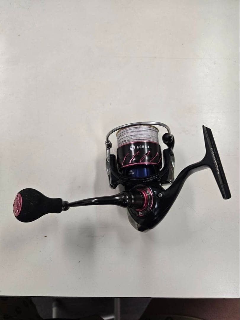 DAIWA KOHGA 2508PE-H Fishing Reel Lightly Used Excellent Condition