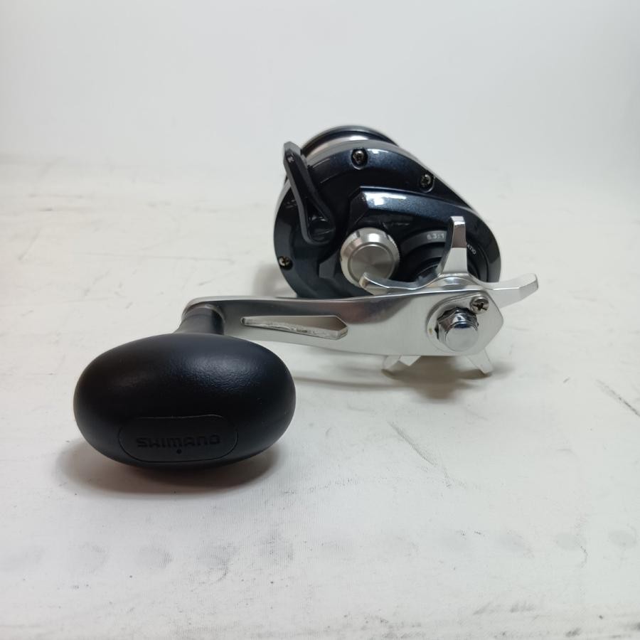 Used SHIMANO Fishing supplies reel bait reel 04218 20thorium 1500HG Scratches