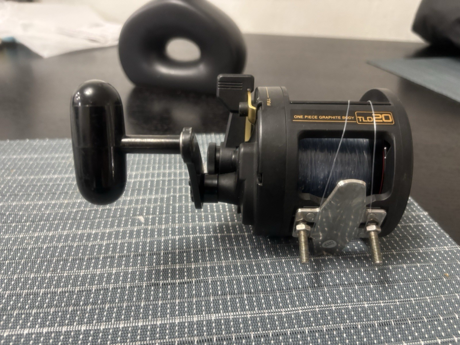 🐠 Preowned Shimano TLD 20 Fishing Reel With Monofilament Line 🔥