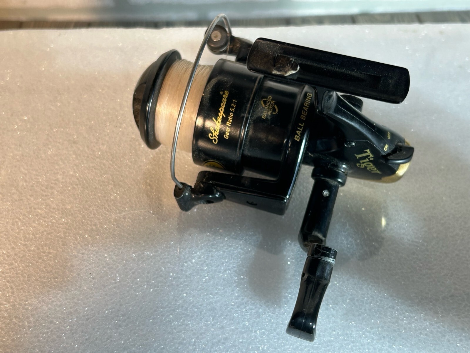 Fishing Reels, Lot of 2, Shakespeare Tiger 5.2:1 and CXZCL JW300 5.0:1
