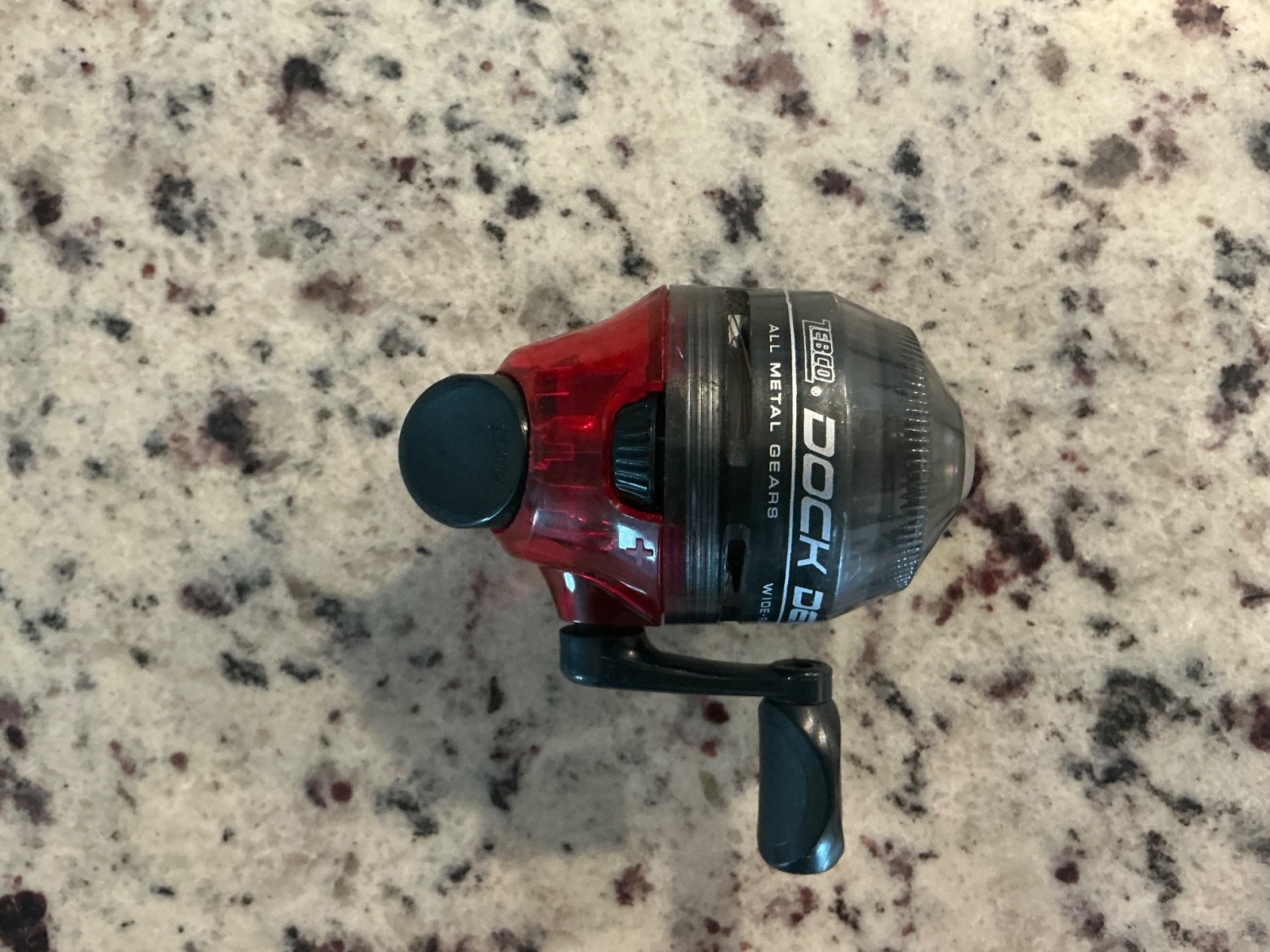 Zebco Dock Demon Spincast Reel Red Black -Tested