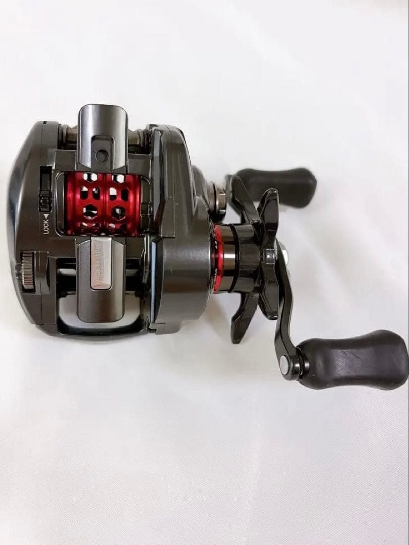 Daiwa Steez AIR TW 500H Right Handle Gear Ratio 6.8