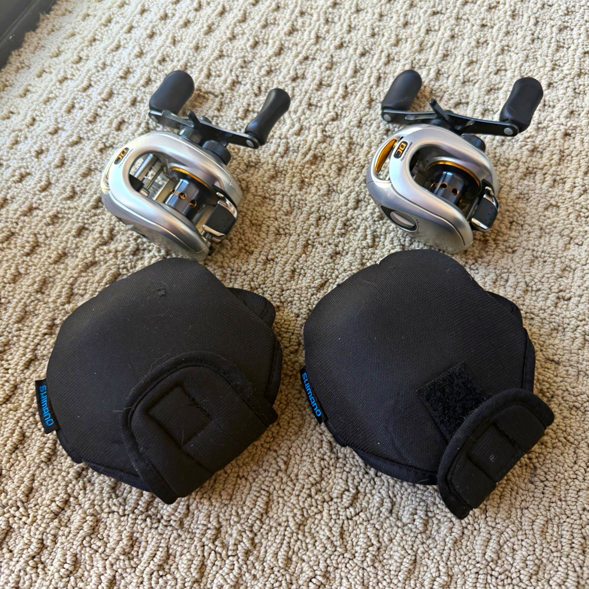Shimano Metanium Mg DC7 7.0:1 Right-Hand 10BB Low Profile Lot of 2 w/ Cases
