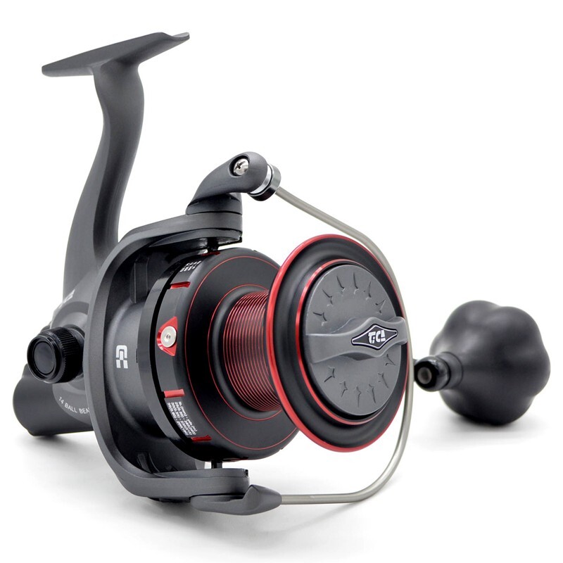 Long Casting Spinning Reel Surf Fishing with Carbon Body and Rotor 14+1 Bearings