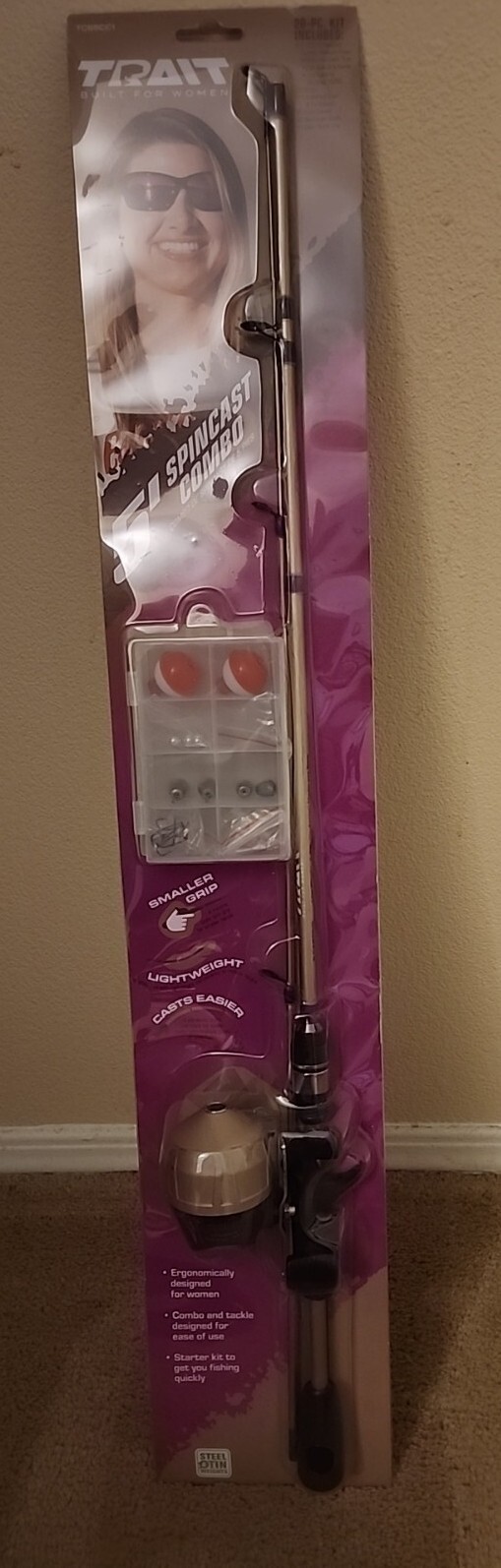 Eagle Claw Trait Zaldain 5’ Spin Cast Combo W/ Tackle Box Built for Women New