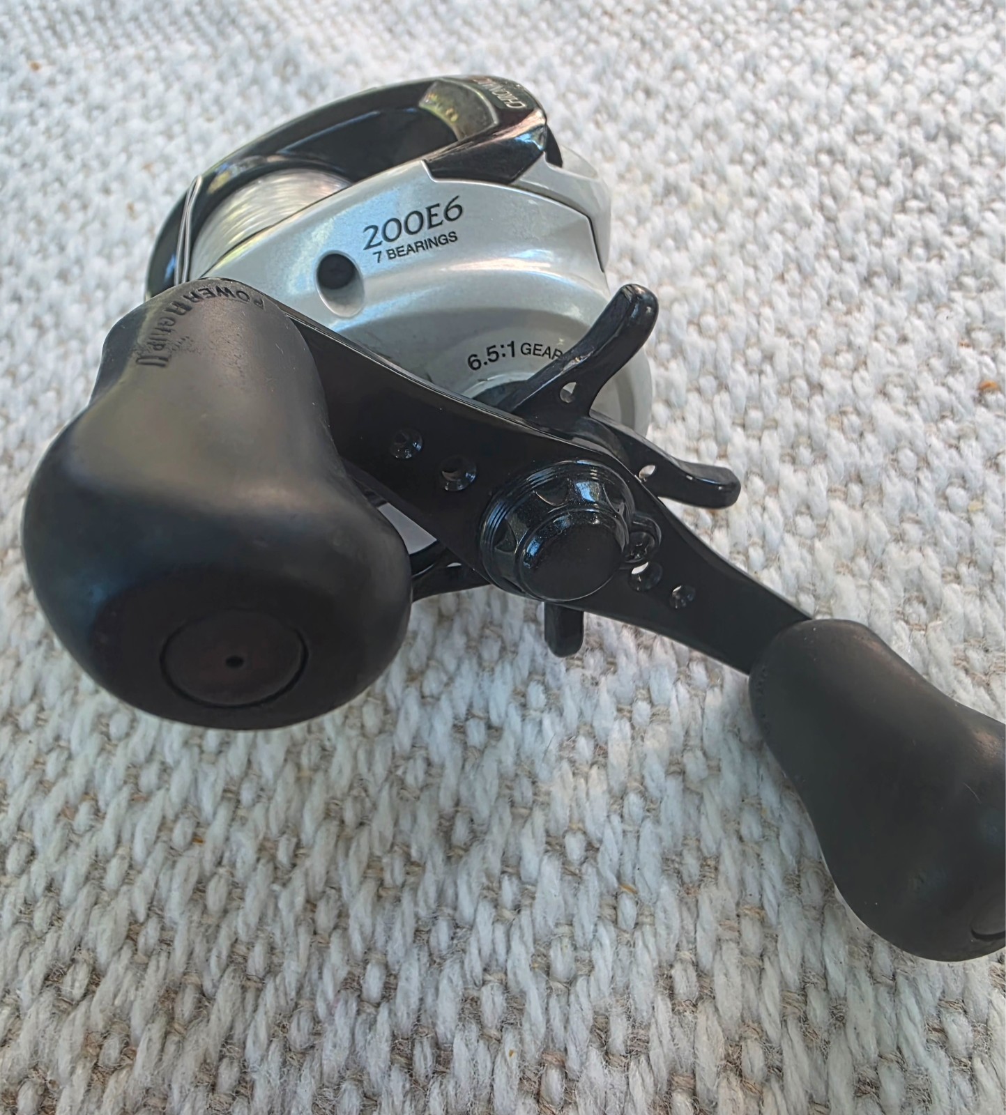 2 Shimano Chronarch 200e Baitcaster Fishing Reel. 7 bearing, 6.5:1 gear ratio