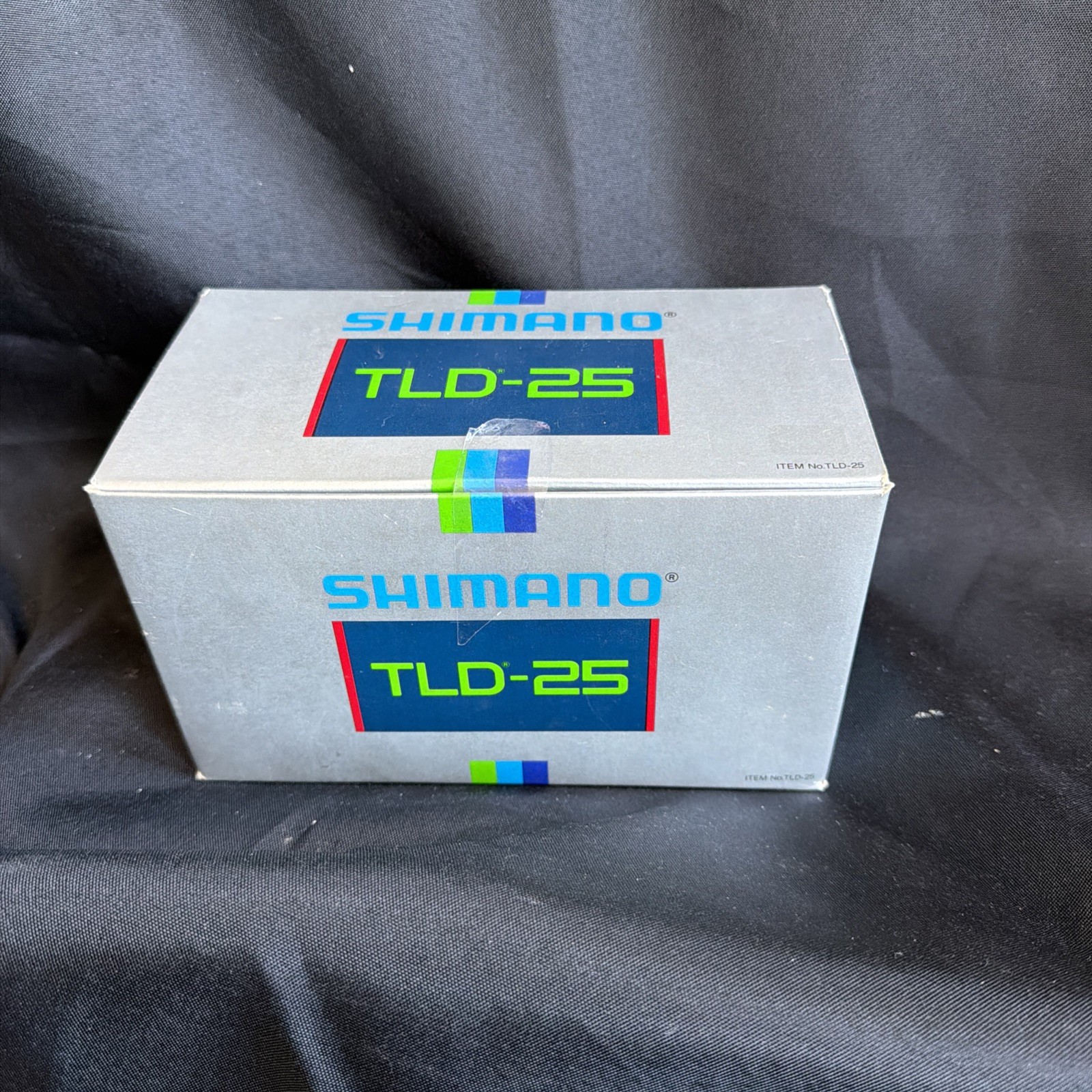 Shimano TLD 25 Fishing Reel, original box, VG used condition