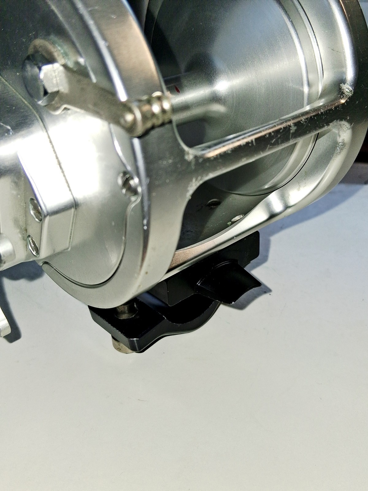 PRO GEAR FISHING REEL 440 ALL SILVER W/OVERSIZED HANDLE. Penn 4/0 Like.