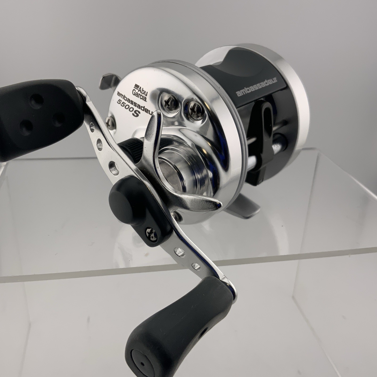 ABU GARCIA AMBASSADEUR 5500-S `REEL` – 5:1:1 GEAR RATIO – 4 BALL BEARING L👀K✅👀