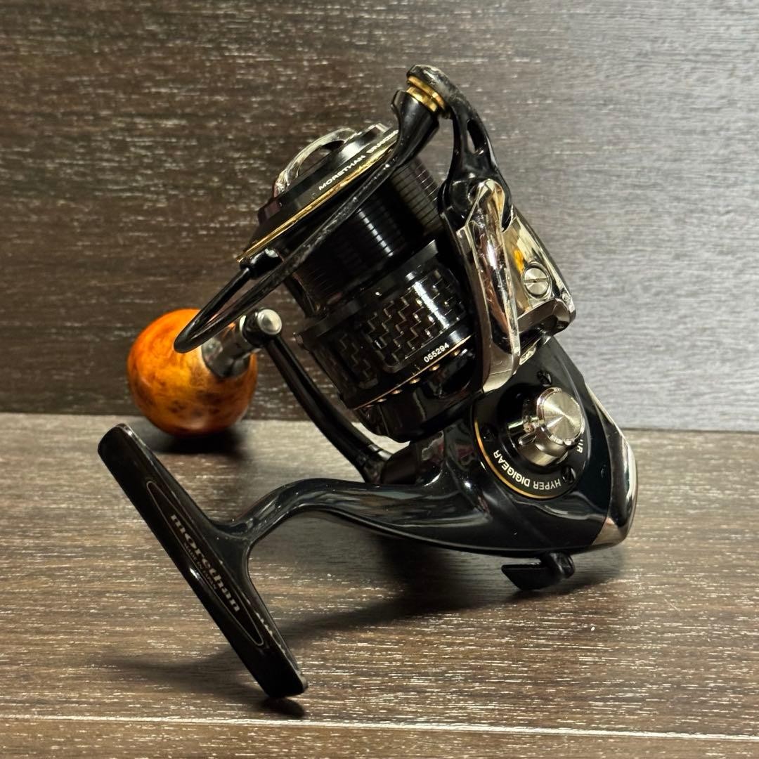 Daiwa Morethan Branzino 3000 Wood Knob Spinning Reel Japan Used