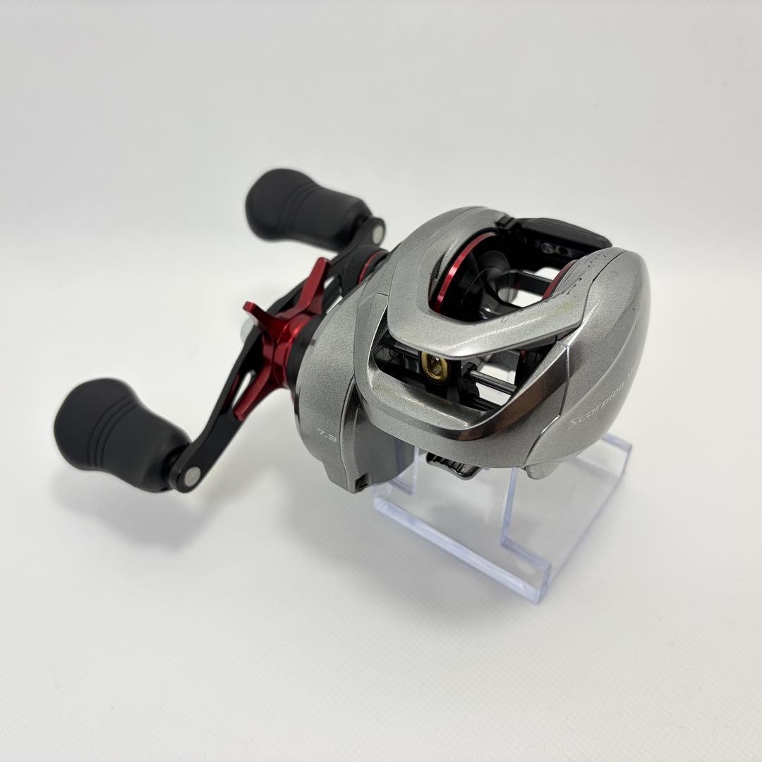SHIMANO Scorpion MD 300 XG Right Hand Baitcasting Reel Black Excellent Working