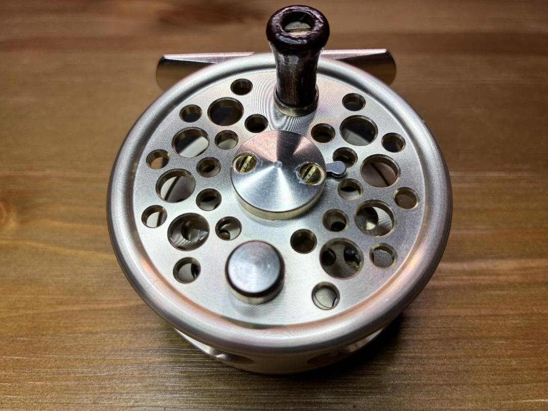 Marado EVOLUTION F145 Fly Reel Champagne Gold Compact 65mm Spool