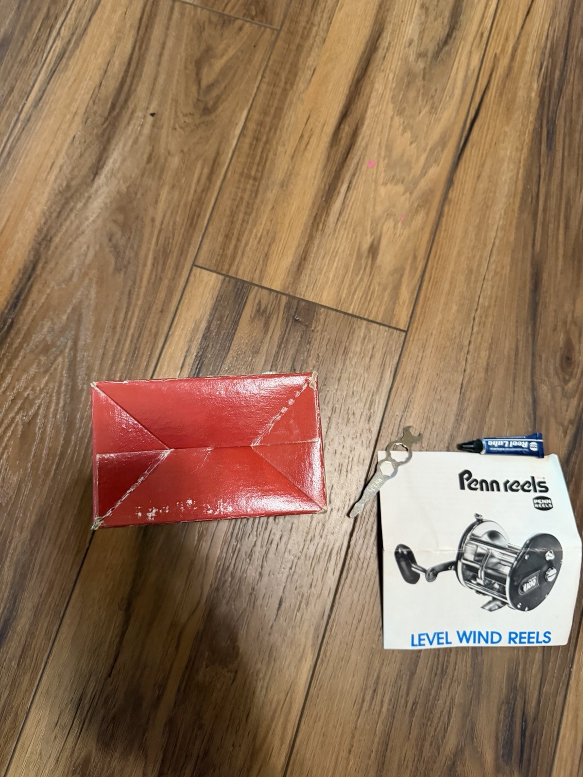 Penn 109M Level Wind only box With Everything original In It Except The Reel