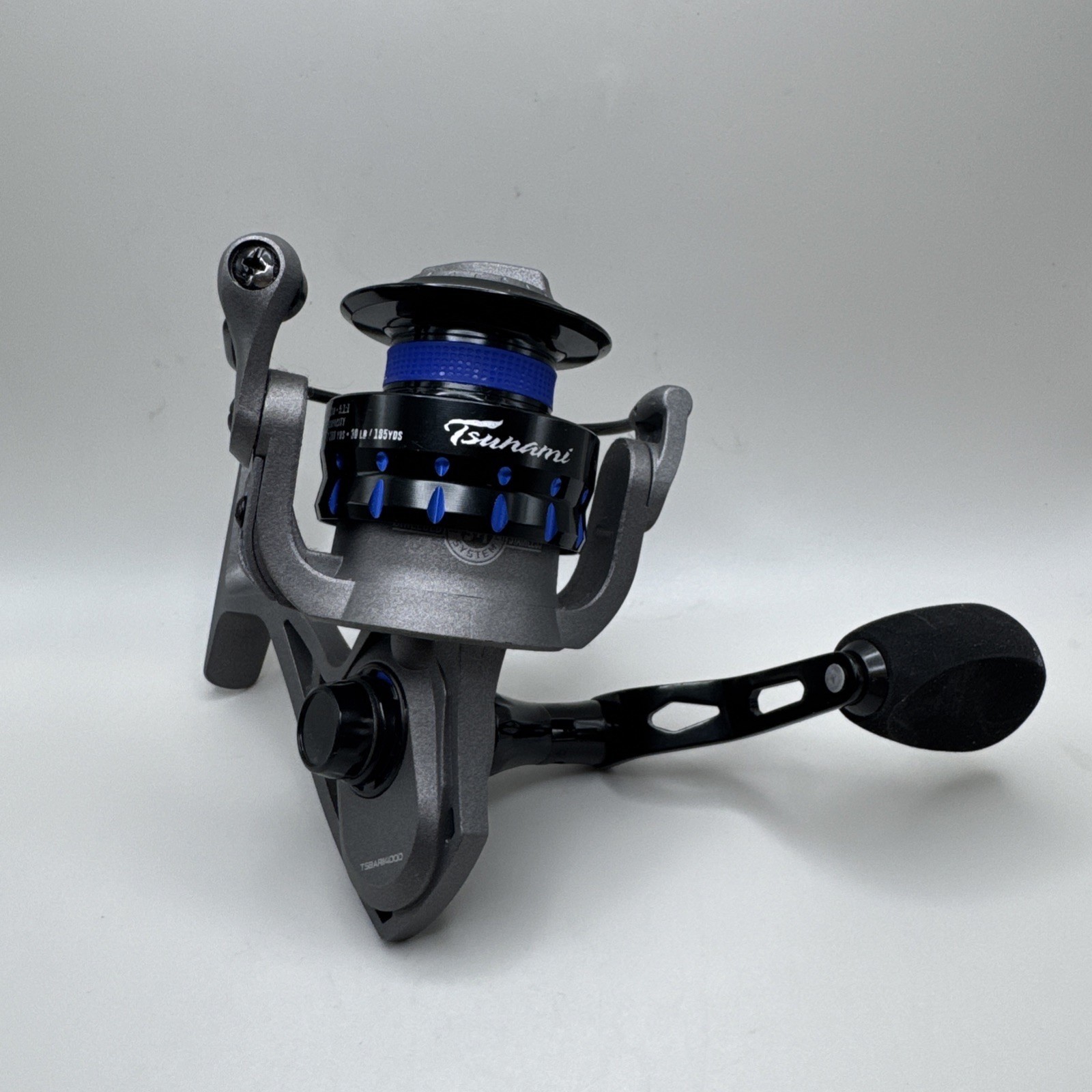 Tsunami Barrier II 4000 Saltwater SEALED Reel Fishing Reel Fishing Tackle