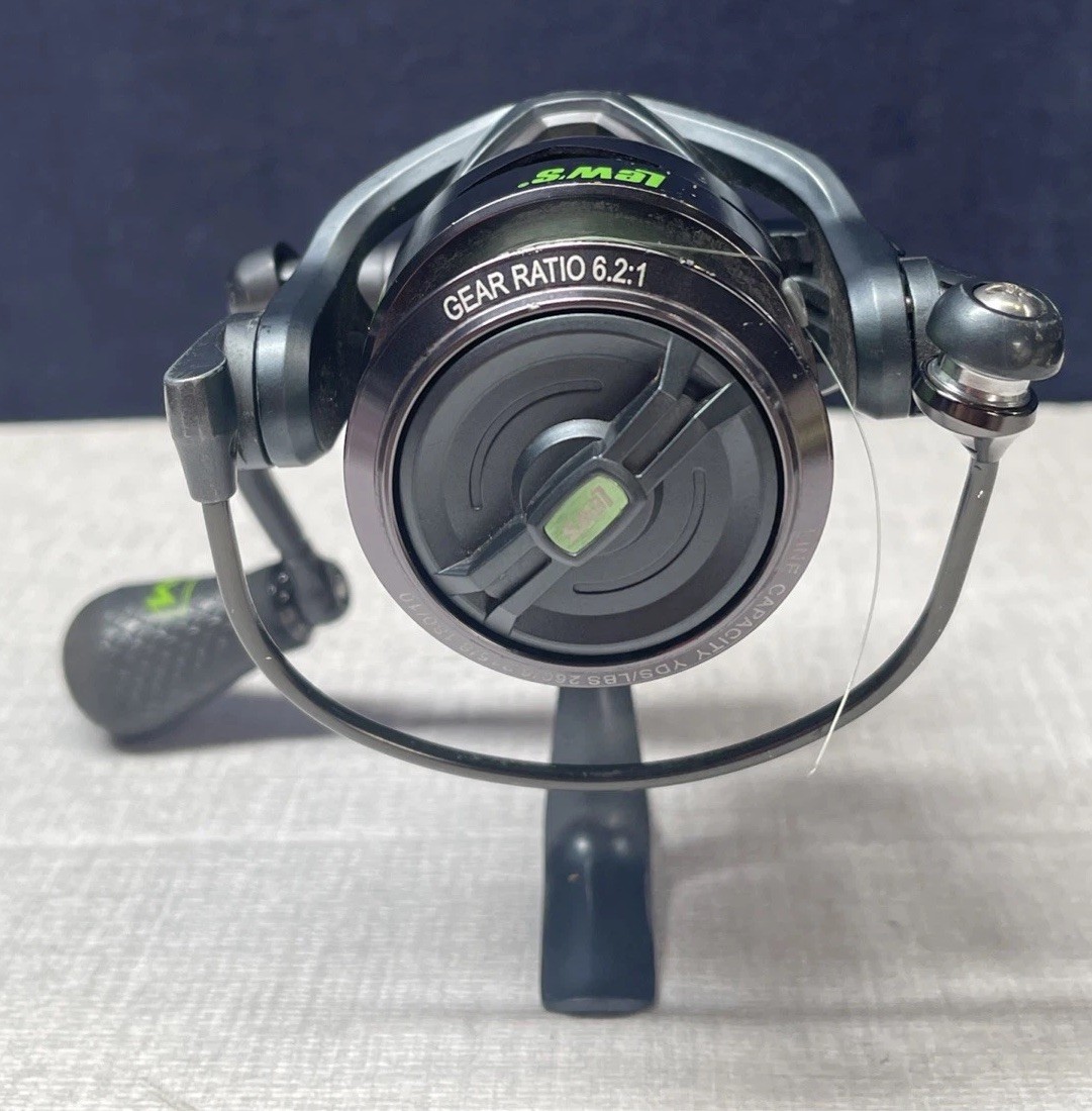 Lew’s Mach 2 MH2-300G3 Spinning Reel Gear Ratio 6.2:1 Bearing 10 C40