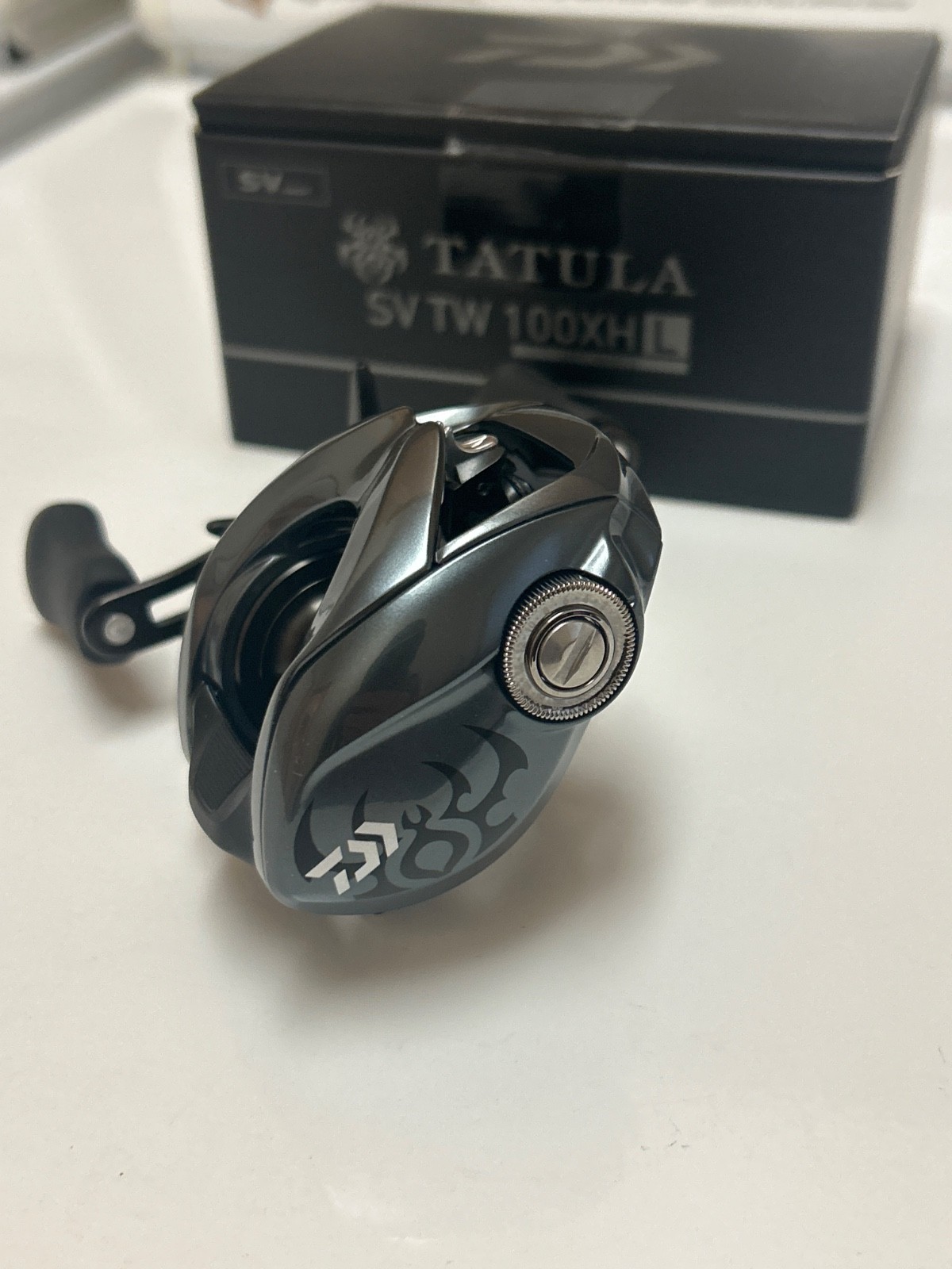 NEW old stock Daiwa Tatula sv tw 100xh-L 8.1:1 left handed casting fishing reel