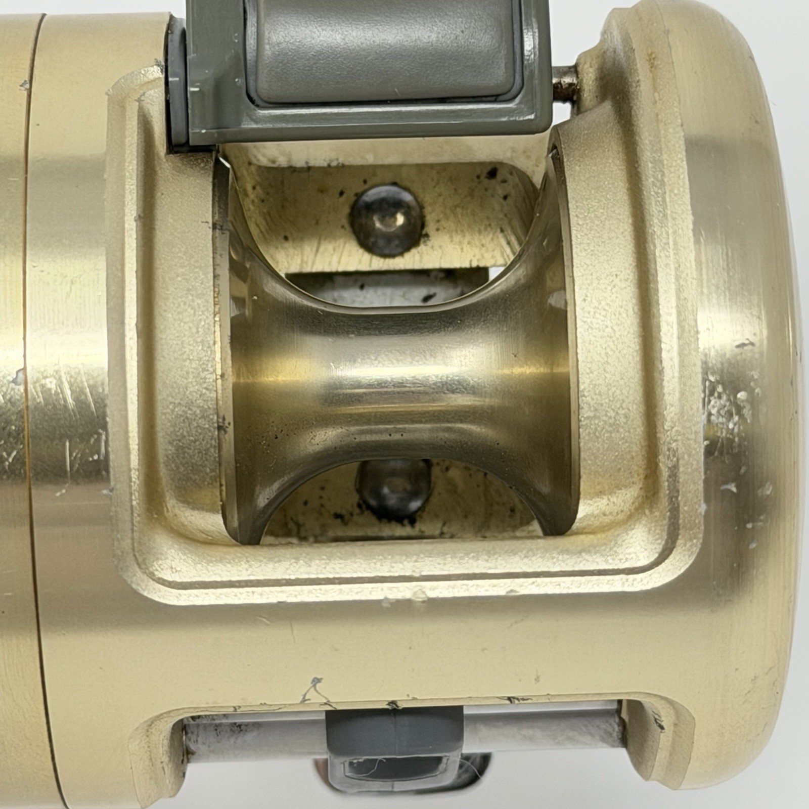 Vintage Shimano Calcutta 50 Baitcasting Reel – Made In Japan
