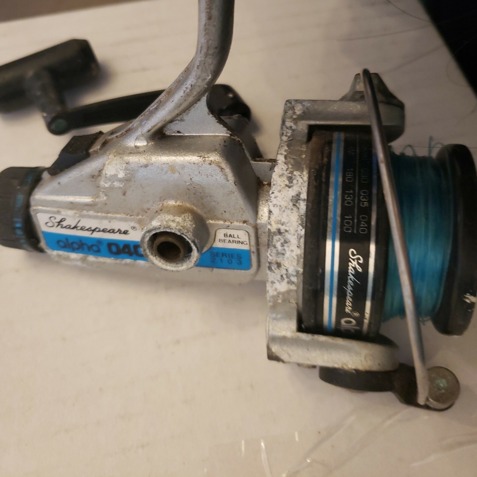 Shakespeare Alpha 040 2103 aluminum cast fishing reel KOREA 4.6:1 ratio Vintage
