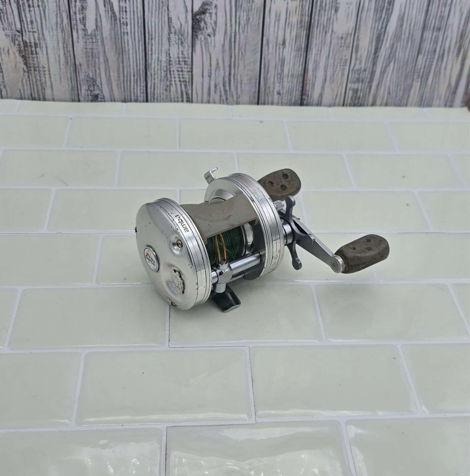 Abu Garcia Ambassadeur 5501-C3 Level Wind Baitcast Reel in good working order