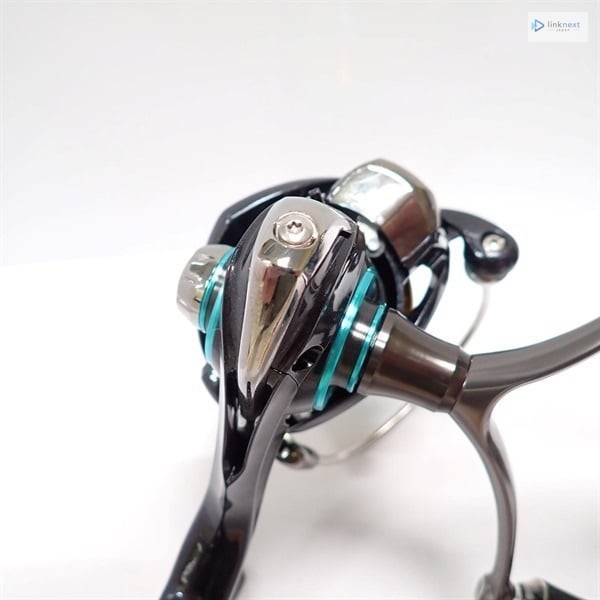 Daiwa 17 Emeraldas MX 2508PE-H-DH Spinning Reel – Double Handle