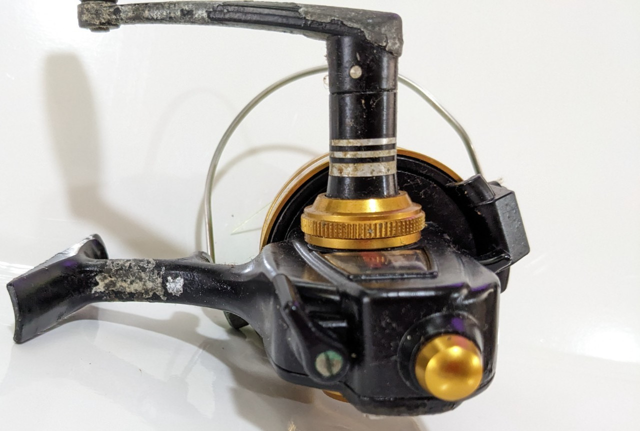 Penn 7500ss Spinning Reel Saltwater Surf Looks Rough but Works Great USA Made