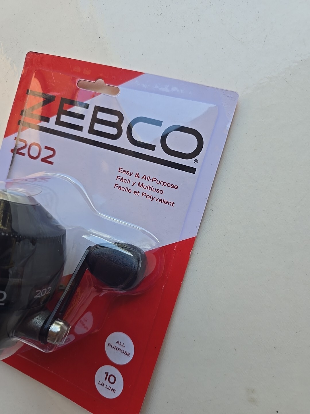 New Sealed Zebco 202 Spincast Reel 2.8:1 Gear Ratio