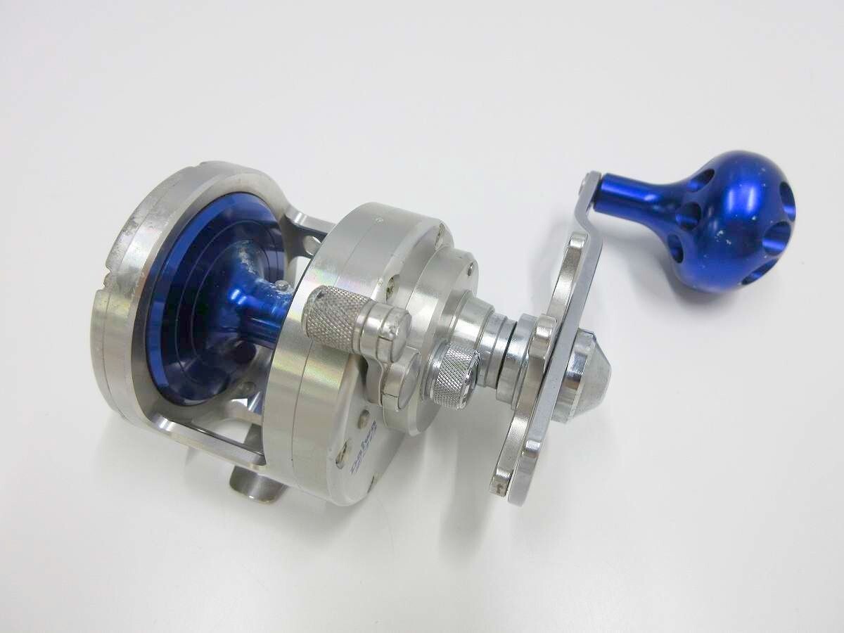 Daiwa Saltiga Z30 Conventional Jigging Reel Smooth Rotation From Japan