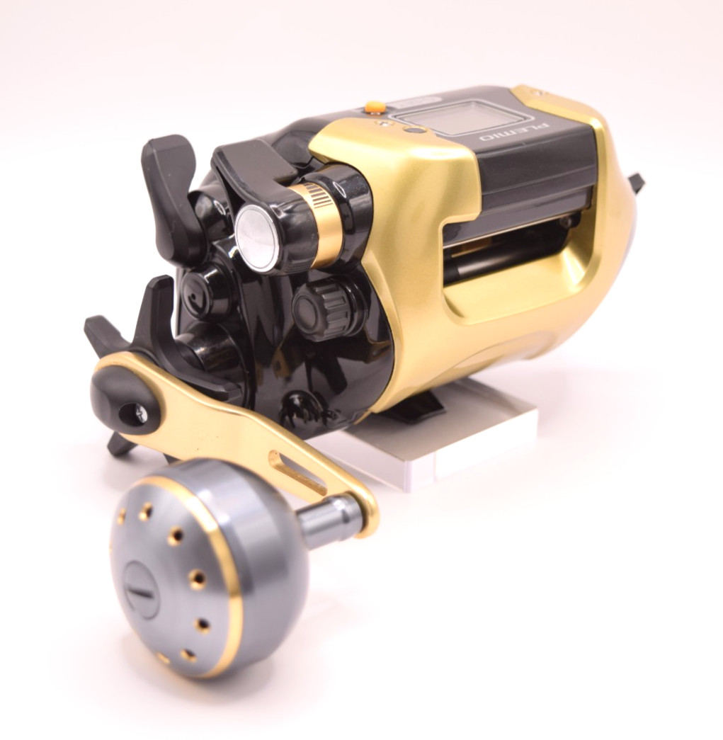 [Limited Edition] Shimano Plemio 3000 Gold Electric Fishing Reel w/ Power cord