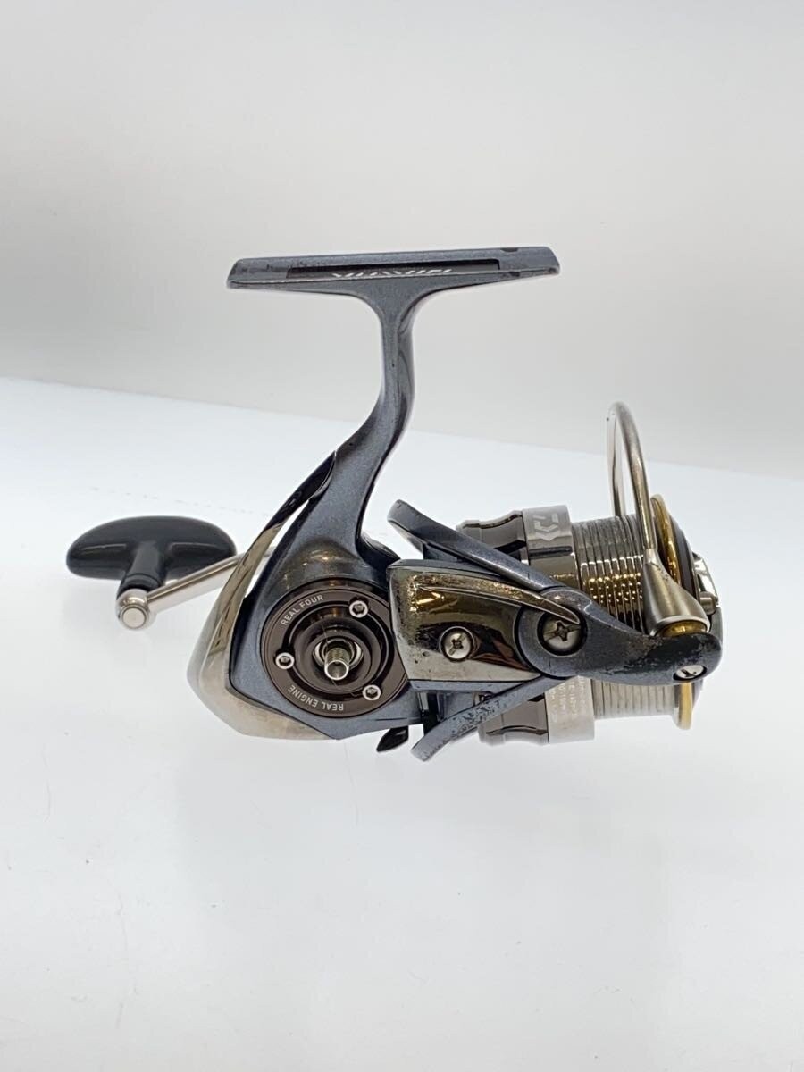 DAIWA LUVIAS 15 2506H Spinning Reel Fishing Gear Equipment Reel Width 8 Height 7