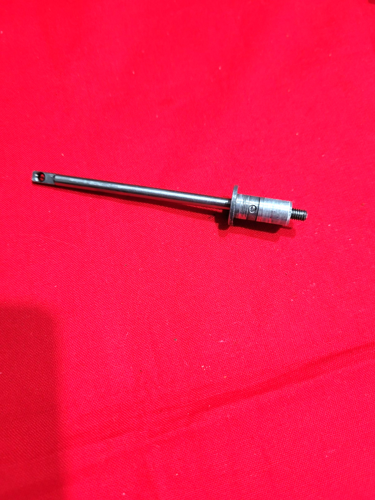 Daiwa main shaft that fits the whisker SS1300 reel