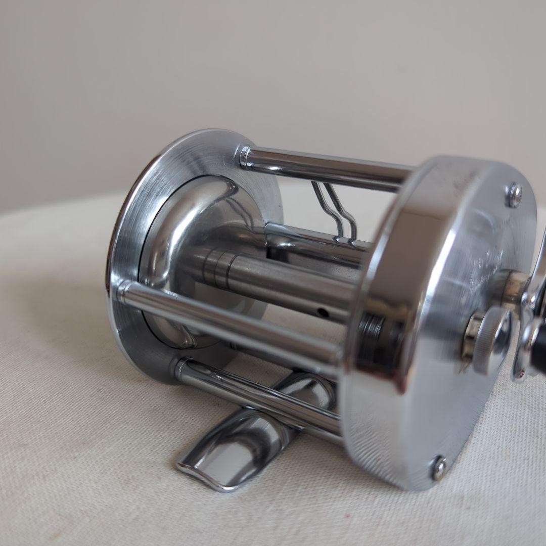 Shakespeare Direct Drive No 1950 Reel Used Marine Fishing Equipment