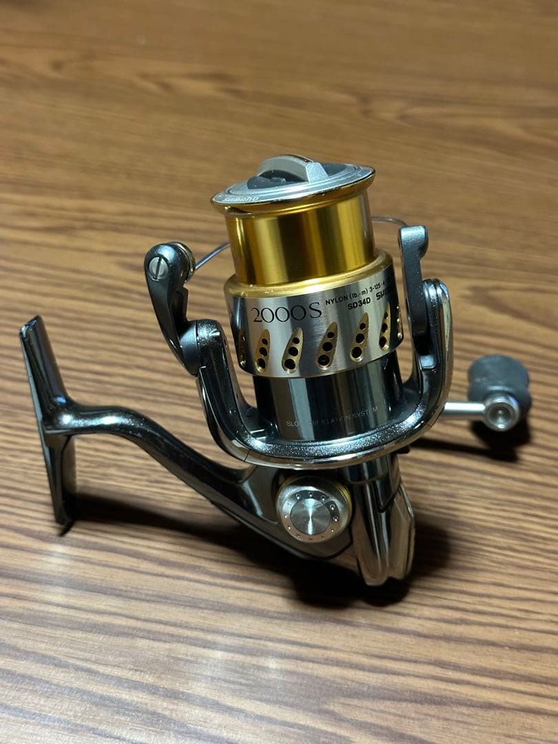 07 Stella 2000S Spinning Reel, Used, Small Scratches, No Cap