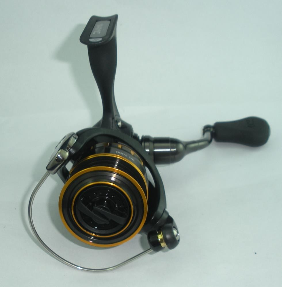 Daiwa BG2000 Black Gold Spinning Reel 6BB Plus 1RB