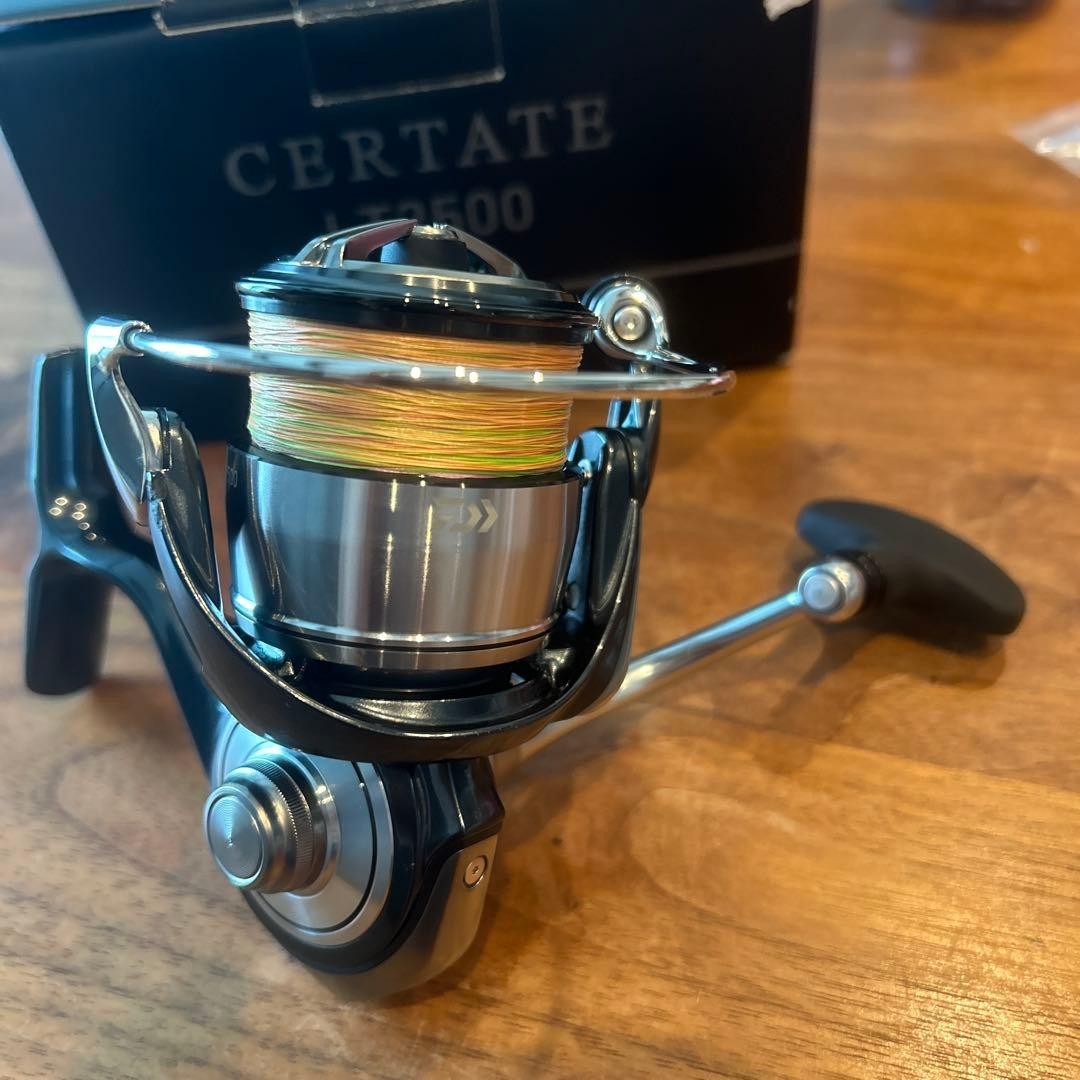 DAIWA 24CERTATE LT2500 Super beautiful item