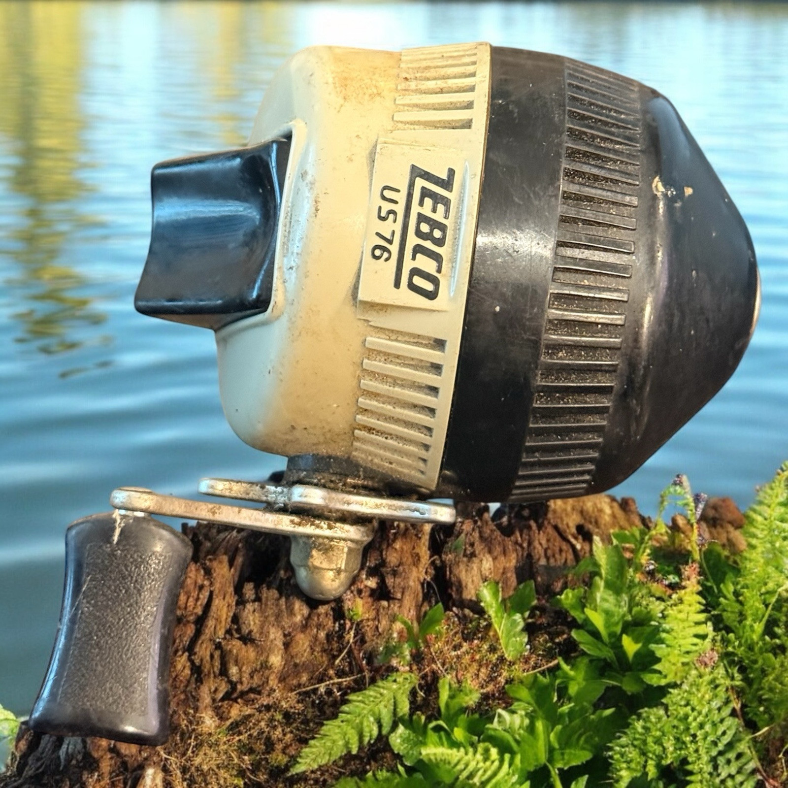 Zebco US 76 Closed Face Spinning Reel Fully Functional Fishing Gear Camping