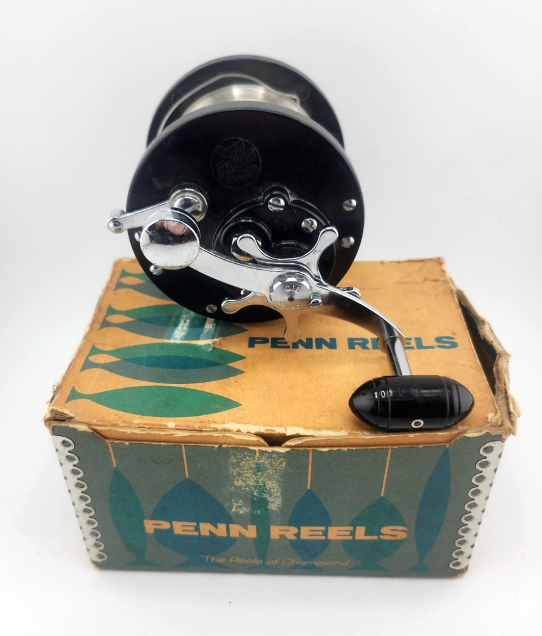 Penn Delmar 285M Fishing Reel W/Box Nice Condition W/ Line